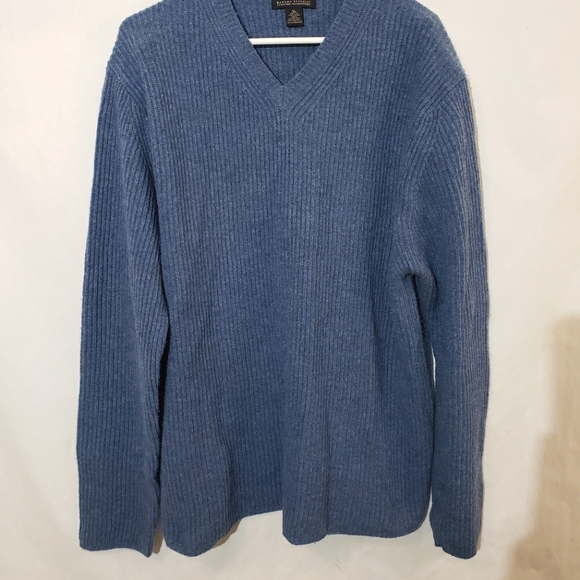 Banana republic fine merino wool sweater - Picture 1 of 6